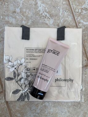 NWOT… Philosophy Amazing Grace Warming Exfoliator